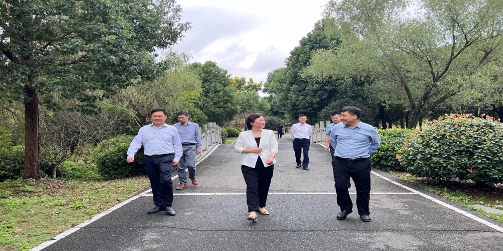 葛建榮赴綠葉集團調研指導