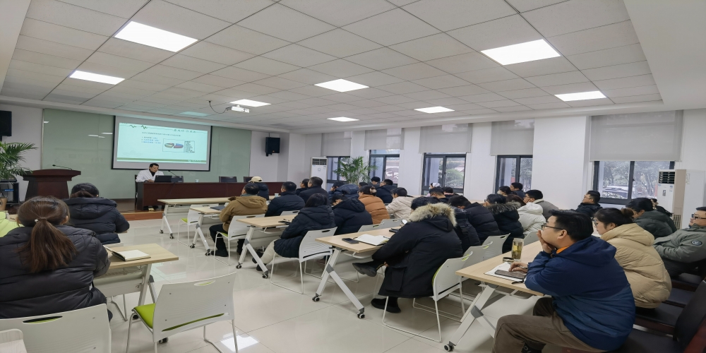 綠葉集團組織開展辦公室常見病及預防講座